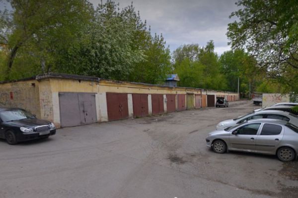 Власти Екатеринбурга снесут незаконные гаражи в Кировском районе