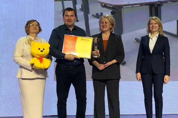 Свердловские мебельщики получили национальную премию за лучший школьный стол