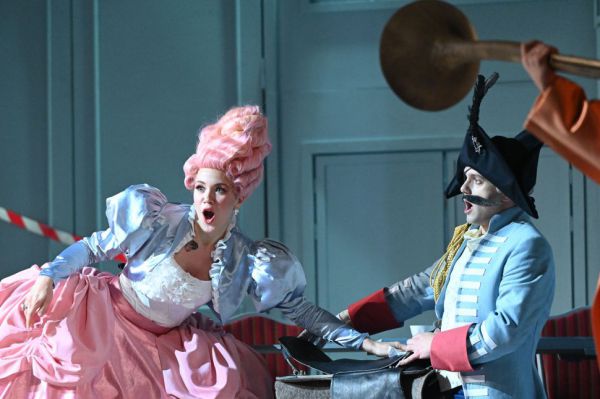 Екатеринбург вошел в число городов, куда придет «Театральный поезд»