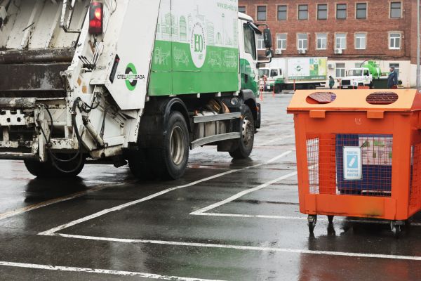 У студентов Екатеринбурга появилась новая площадка для раздельного сбора мусора