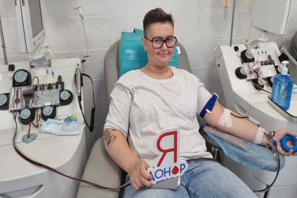 В канун  Национального дня донора свердловчане сдали более 150 литров крови
