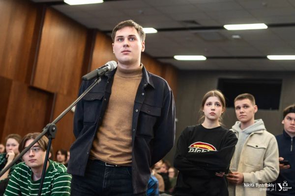 УрФУ выстраивает диалог со студентами, живущими в Новокольцовском