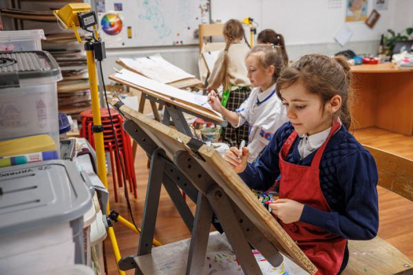 Школьники Екатеринбурга  смогут получить допобразование за счет социальных сертификатов