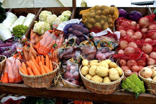 На Среднем Урале подешевели картошка и капуста, но подорожали яйца и рыба