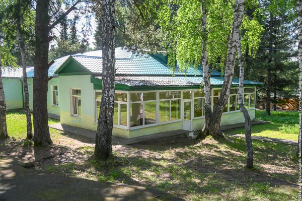 В осенние каникулы в загородных лагерях отдохнули более 7 тысяч свердловских школьников