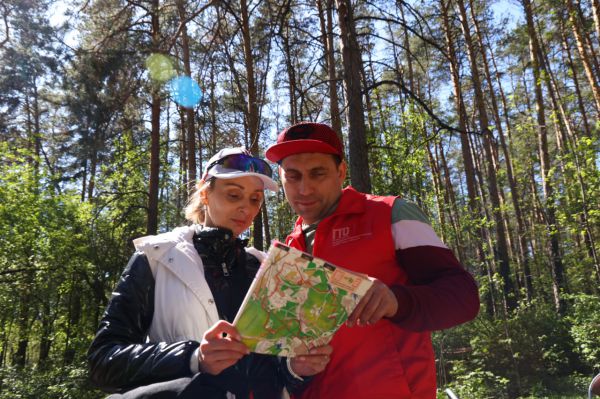 В Екатеринбурге участники «Майской прогулки» прошли по пяти маршрутам