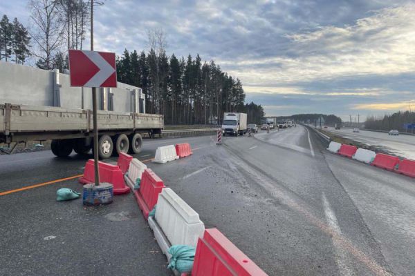 На ЕКАД перезапустили автомобильное движение по новым полосам