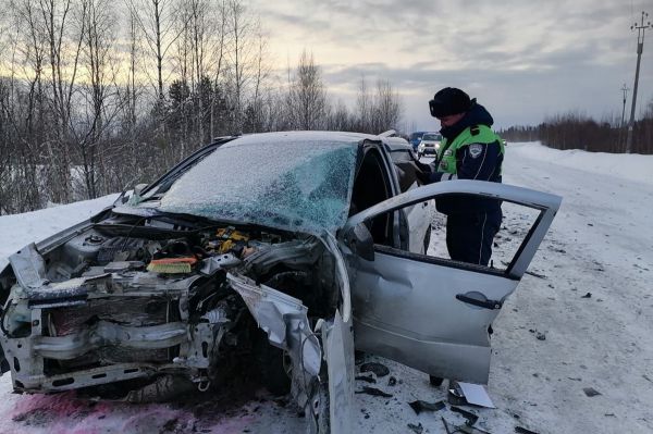 Четверо уральцев пострадали в аварии на севере Свердловской области