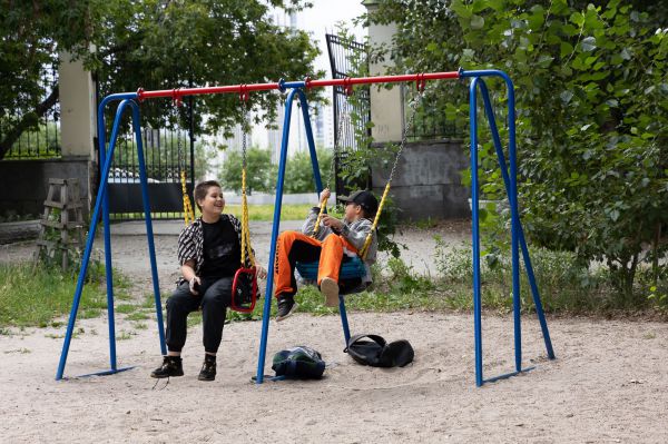 Загородные детские лагеря уральской столицы открыли приём заявлений на летние каникулы