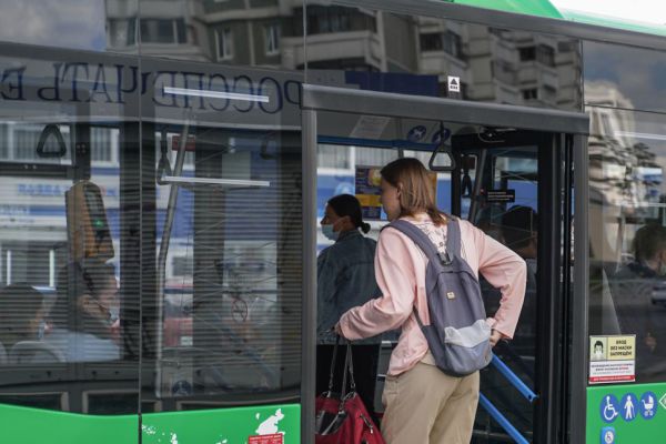 В Екатеринбурге в ближайшие выходные изменятся три автобусных маршрута