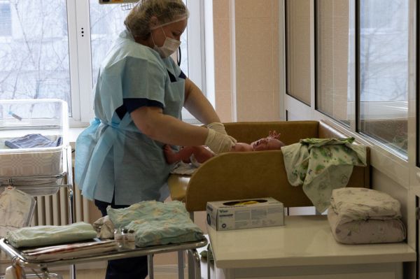 Врачи сохраняют нулевой уровень передачи ВИЧ от матери ребенку в уральской столице