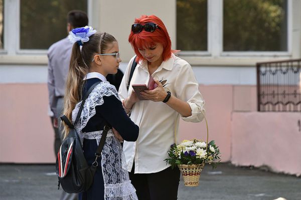 Социологи узнали, как относятся россияне к урокам семьеведения в школе