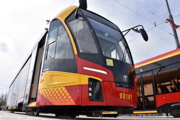 Власти Екатеринбурга попросят денег у губернатора на новые трамваи