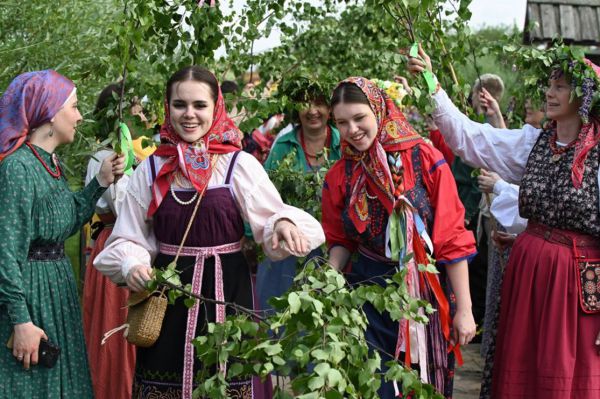 В  Арамиле  в «Парке Сказов»  прошел фестиваль традиционной культуры