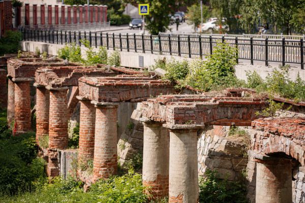 В Екатеринбурге отреставрируют плотину, построенную 200 лет назад