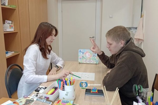 Свердловские медики вырвали из лап смерти отравившегося в гараже угарным газом парня и помогли ему вернуться к учебе