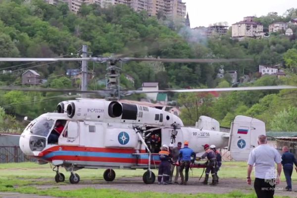 В Сочи жительница Екатеринбурга и ее сын-подросток сорвались со скалы