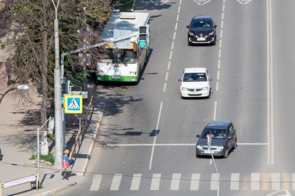 В Каменске-Уральском обустроят более двадцати подходов к школам и детсадам