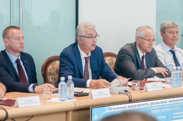 Власти области и города обсудили будущее Екатеринбурга