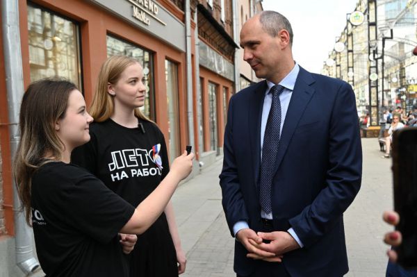 Денис Паслер обсудил с молодёжью Екатеринбурга вопросы развития города и области