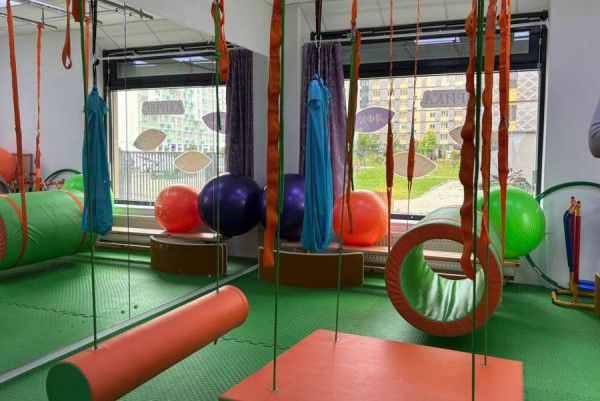 В Нижнем Тагиле особенные дети получили спортинвентарь для реабилитации