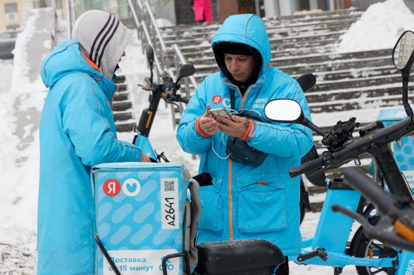 Не только ради денег. Аналитики выяснили, зачем на самом деле уральцы идут на подработку