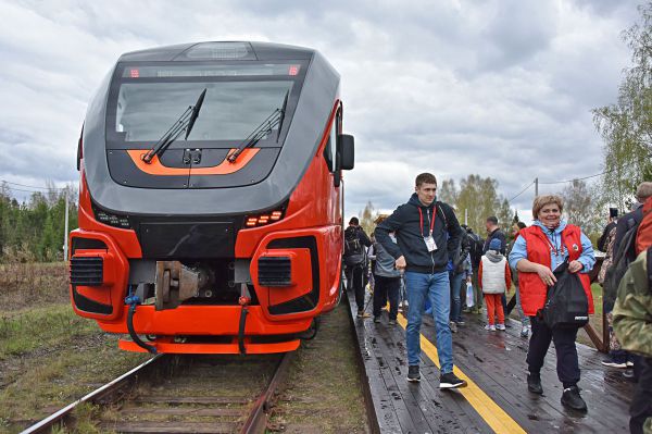 За сезон туристические поезда СвЖД перевезли более 13 тысяч пассажиров