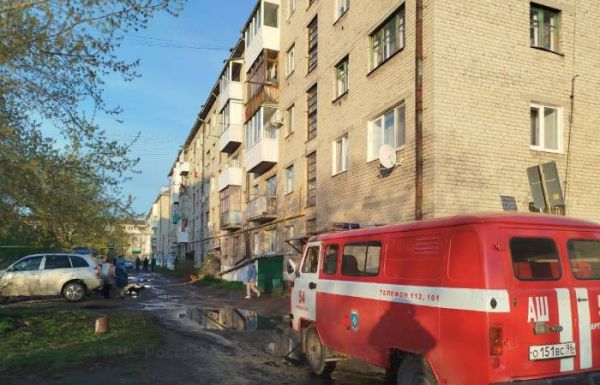 В поселке Буланаш  в пятиэтажном доме произошел хлопок газовоздушной смеси