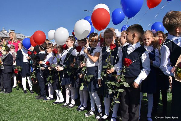 В школах Екатеринбурга для первоклассников осталось более шести тысяч свободных мест