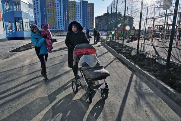 Большинство родителей высказались за  привлечение бабушек и дедушек к воспитанию внуков