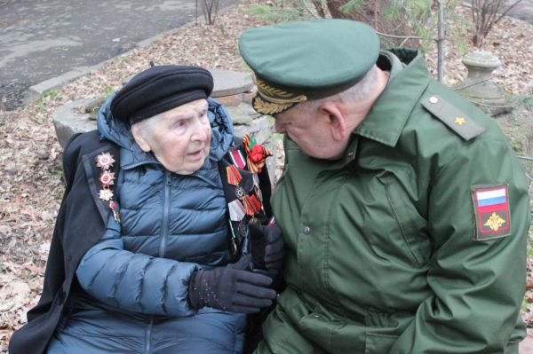 Участница Великой Отечественной войны из Екатеринбурга отметила свой 100-летний юбилей