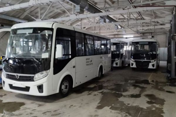 Двенадцать свердловских муниципалитетов получат средства на закупку автобусов