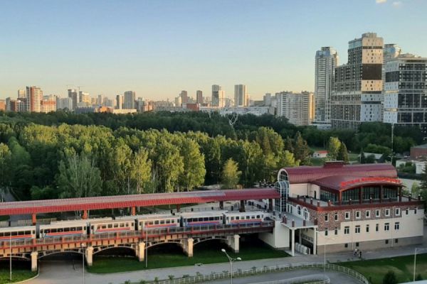 За 66 лет Свердловская детская железная дорога подготовила свыше 35 тысяч юных железнодорожников