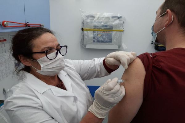 В Свердловскую область поступила бесплатная вакцина против клещевого энцефалита