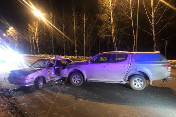 72-летний водитель устроил аварию, в машине было трое детей
