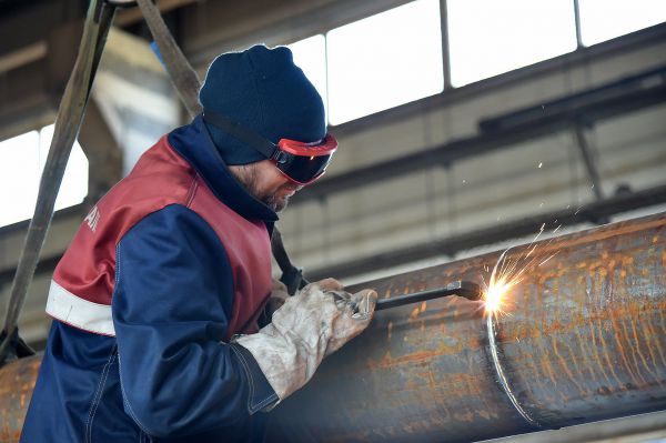 Губернатор Куйвашев предложил вручать рабочим медаль «Трудовая доблесть Урала»