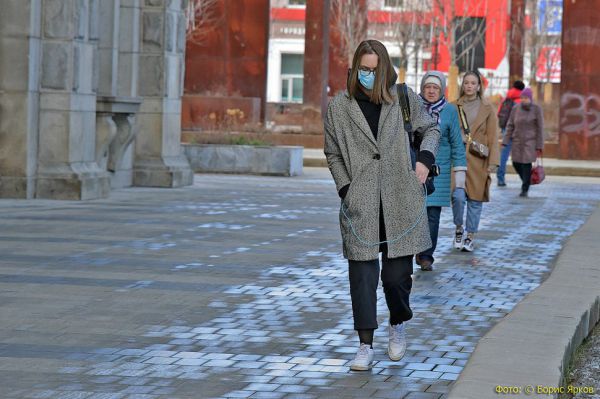 На этой неделе в Екатеринбурге потеплеет до плюс 10 градусов и пройдет первый дождь