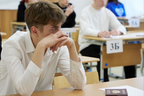 В колледжах и техникумах Свердловской области выделено 26 тысяч бюджетных мест
