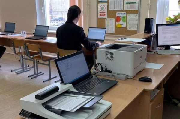 Свердловские школьники уже в этом году могут сдавать ЕГЭ на отечественном ПО