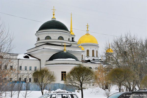 Древний склеп с останками младенцев обнаружили на территории Ново-Тихвинского монастыря