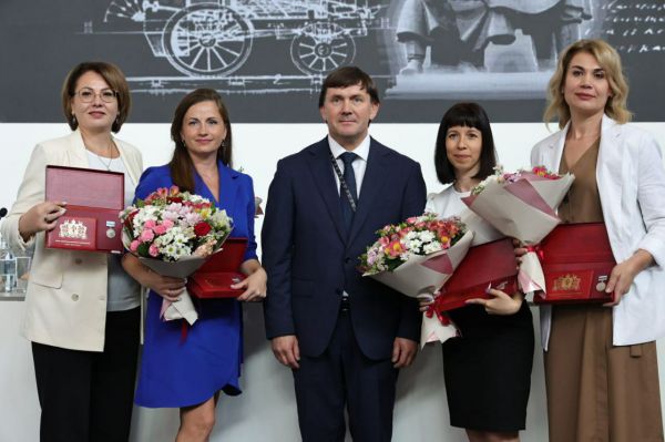Выдающиеся уральские инженеры удостоены премии имени Черепановых