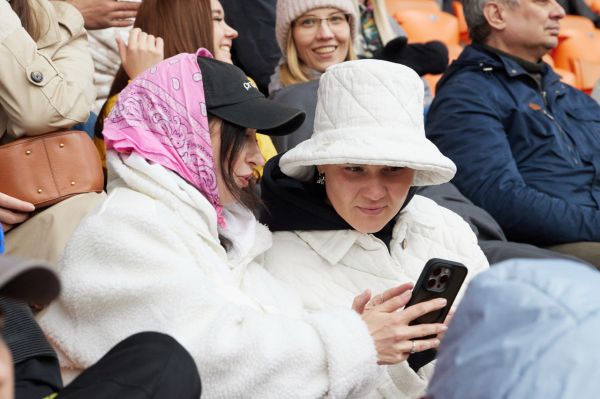 От смеха до интриги. Аналитики рассказали, что смотрят уральцы в онлайн-кинотеатрах