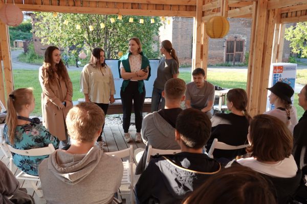 В Сысерти открылся лагерь для креативщиков  — Ural Creative Camp