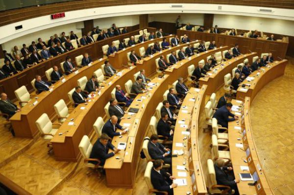 Свердловский парламент заработал