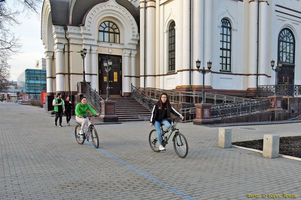 В выходные в Екатеринбурге потеплеет до плюс 16, но будет дуть холодный ветер