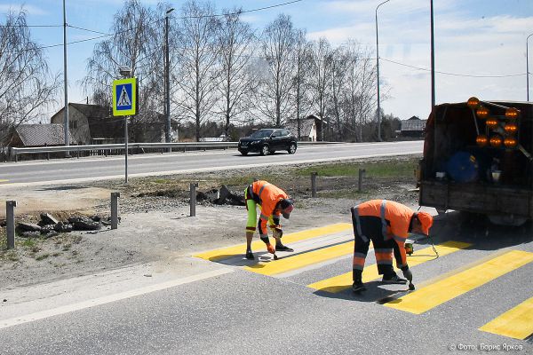 Сделают поярче: полосы на дорогах предложили перекрасить из белого в желтый