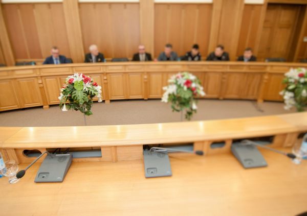 Гордума Екатеринбурга лишила мандатов трех депутатов