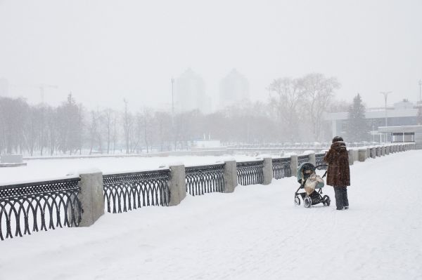 В Свердловской области потеплеет и выпадет снег