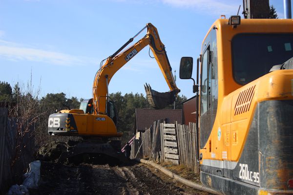 Дождались. В Старых Решетах началось строительство газопровода