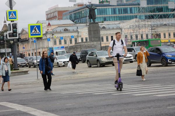 В Екатеринбурге назвали самые опасные улицы для самокатчиков